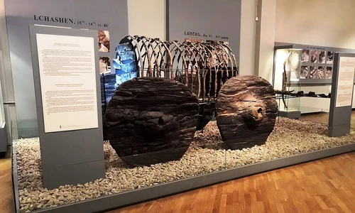 Carul din Lchashen, expus la Muzeul de Istorie al Armeniei (© Wikimedia Commons)