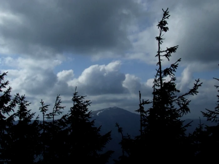 
    În următoarele două zile, temperaturile vor scădea considerabil și precipitațiile își vor face simțită prezenta în aprope toate regiunilefoto: Click!  