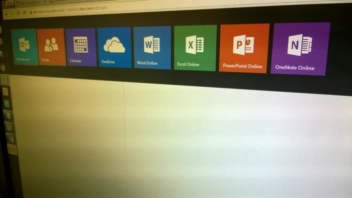 Office Online este disponibil gratuit pentru utilizatorii Microsoft