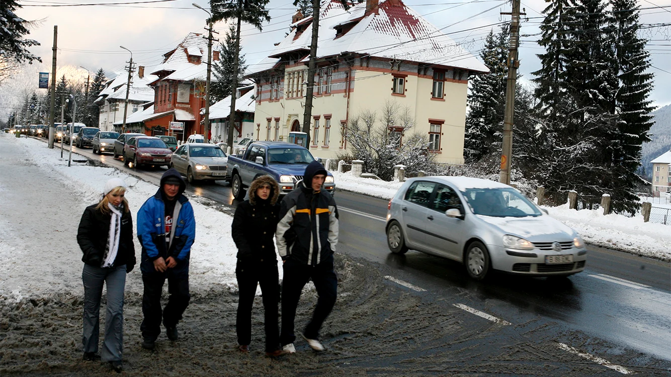 Turiștii vor avea doar puțină zăpadă pe Valea Prahovei