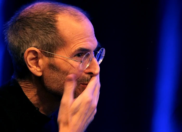 Steve Jobs a "fentat" legea californiană la fiecare şase luni