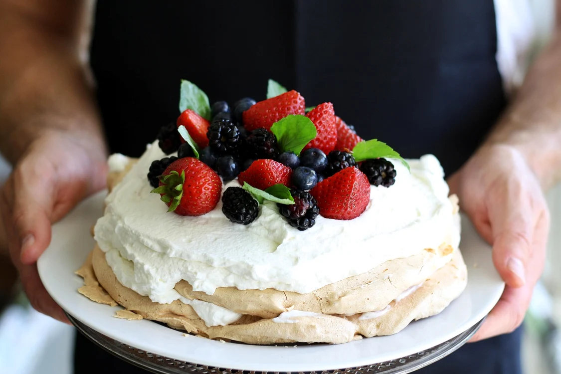 Pavlova, charlotte și madlene, prăjiturile create de femei care au devenit iconice / FOTO: Pixabay