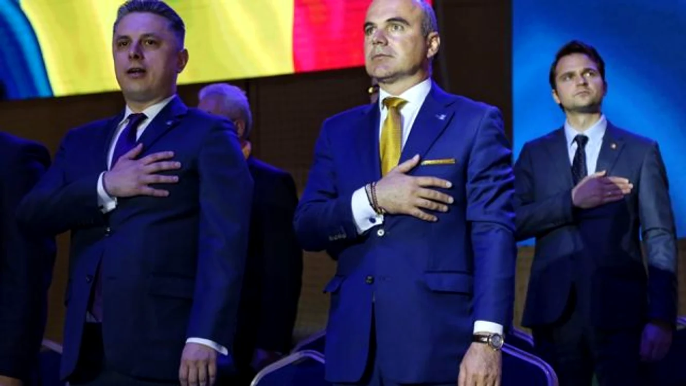 Mugur Cozmanciuc şi Rareş Bogdan. FOTO PNL