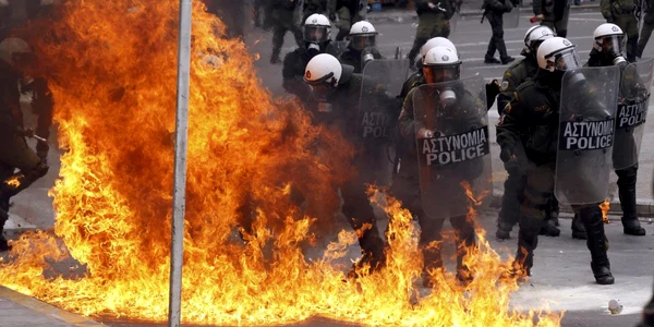 Violenţe de stradă la Atena
