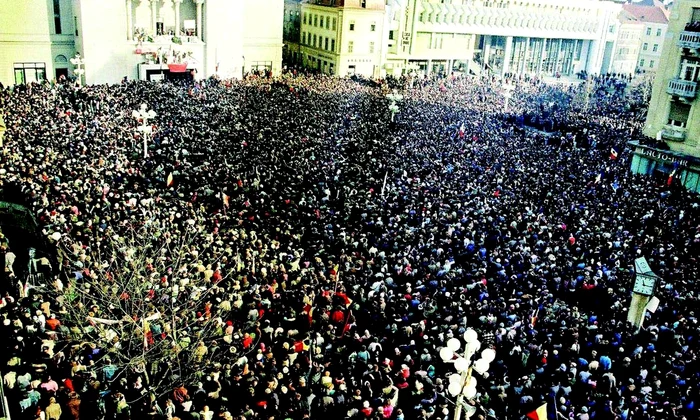 Revoluție sau lovitură de stat? Probabil amândouă jpeg