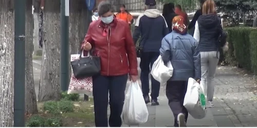 Patru localităţi din Vâlcea cu incidenţă de peste 10 cazuri de SARS - CoV-2 la mia de locuitori Foto Adevărul