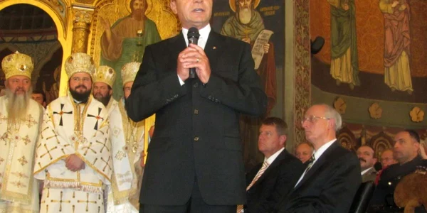 basescu la canonizarea lui saguna