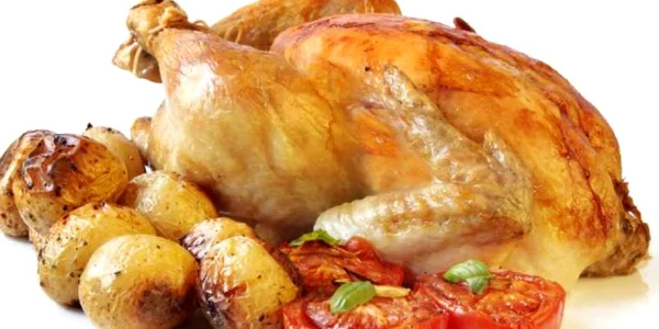 Prepară carnea de pui cât mai bine, deoarece astfel se previne infectarea cu bacteria E.coli