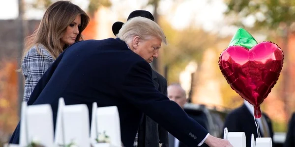 Donald Trump si Melania la sinagoga din Pittsburgh FOTO AFP