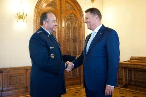 Klaus Iohannis il primeste pe generalul Philip Breedlove FOTO Mediafax 