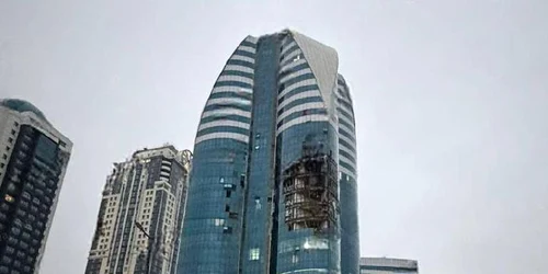 G7ZOO6SWIAA0cuo jpeg