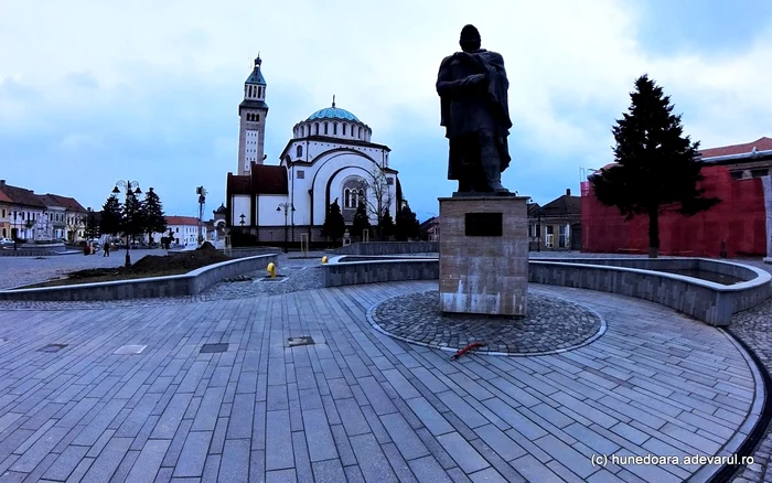 Statuia lui Burebista. Foto: Daniel Guță