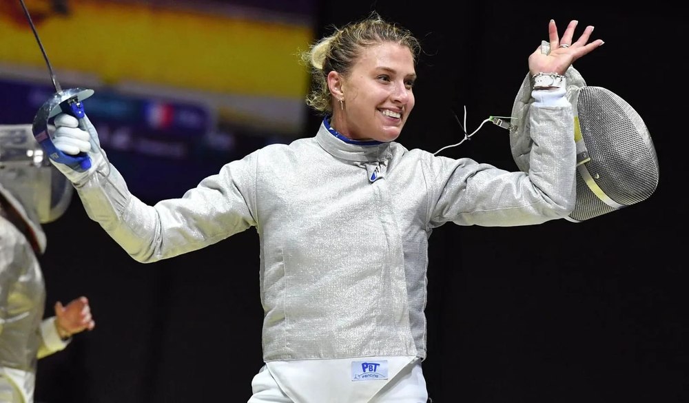 Olga Harlan rupe tăcerea după descalificarea de la Mondiale. A refuzat să strângă mâna însângerată a falsului atlet „neutru” 