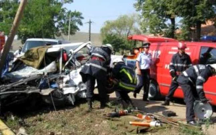 În accident au murit două persoane nevinovate