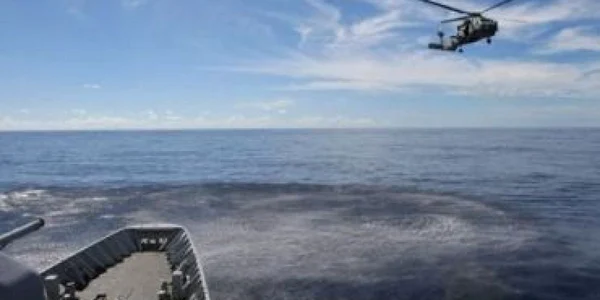 Atalanta salvează doi somalezi din Oceanul Indian