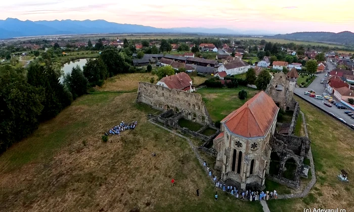 Mănăstirea Cârța  Foto Daniel Guță ADEVĂRUL (1) 001 jpg