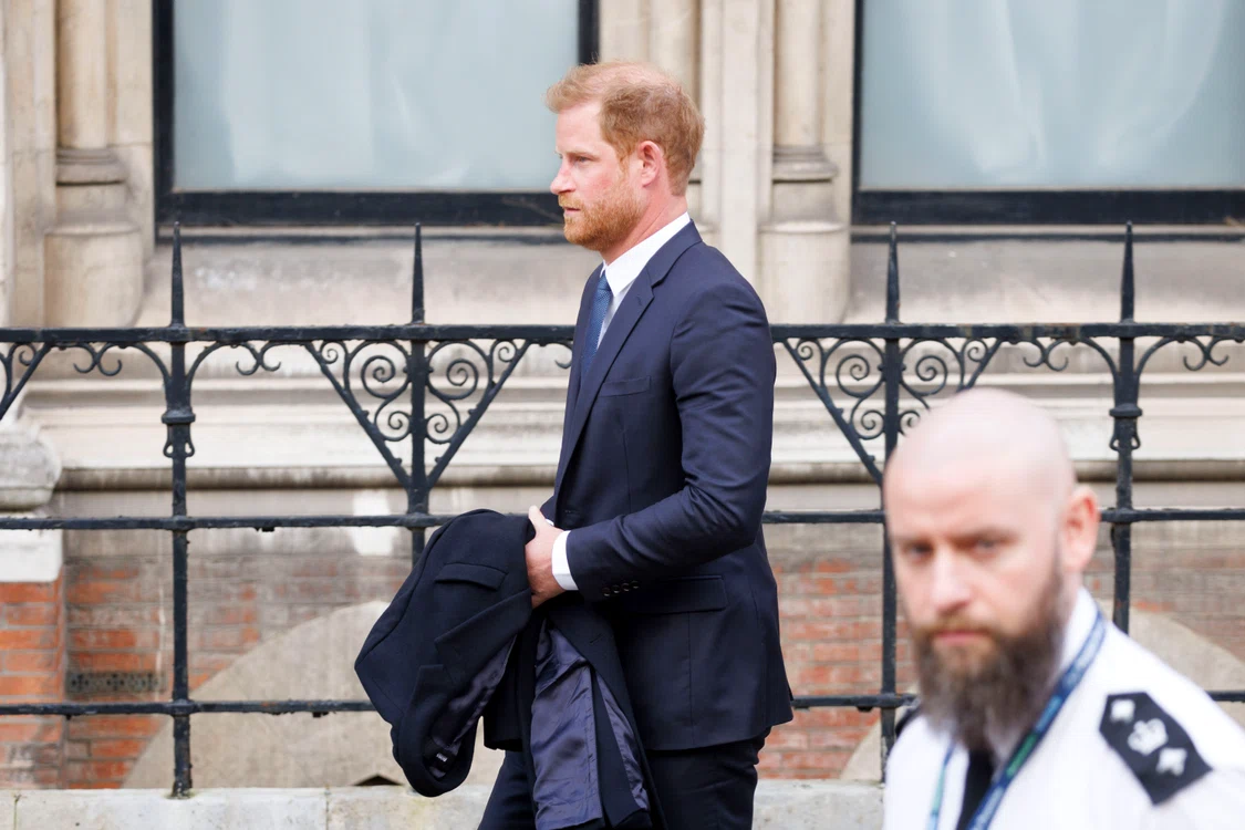 Prințul Harry în Marea Britanie (6) jpg