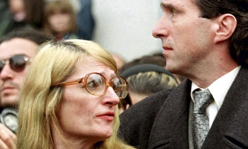 Calendar 20 noiembrie: 2006   Zoia, singura fiică a cuplului Nicolae și Elena Ceaușescu, a murit în urma unui cancer pulmonar jpeg