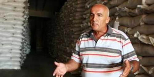 Directorul SCDA Şimnic este acuzat de foştii proprietari că ţine cu dinţii de staţiune pentr a-şi apăra interesele. Foto: Victor C. Boldîr