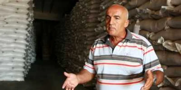 Directorul SCDA Şimnic este acuzat de foştii proprietari că ţine cu dinţii de staţiune pentr a-şi apăra interesele. Foto: Victor C. Boldîr