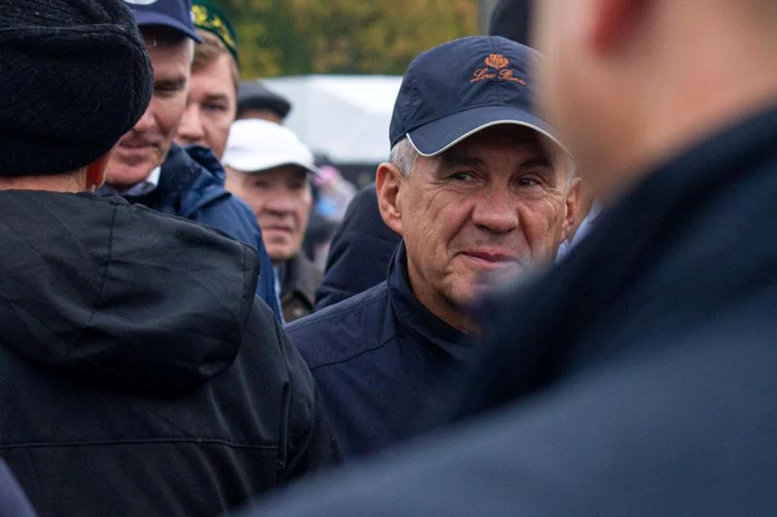 Președintele Republicii Tatarstan nu a fost lăsat să intre în Rep. Moldova. FOTO: Profimedia