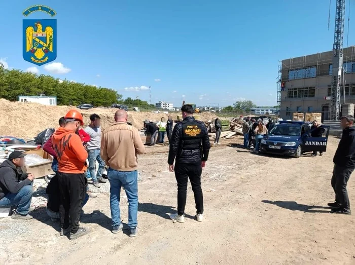 În domeniul construcțiilor sunt aduși cei mai mulți lucratori strini FOTO: IGI