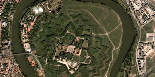 cetatea aradului