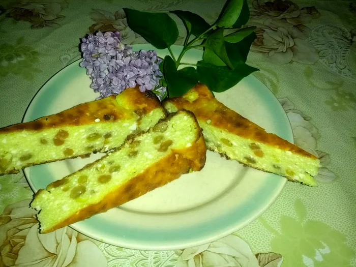 
    Prăjitură cu brânză dulce  