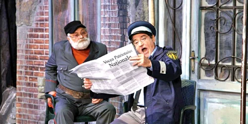 Ion Colan şi Valentin Mihali, în spectacolul „O noapte furtunoasă“