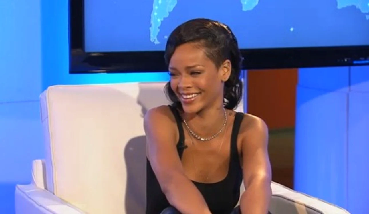 Rihanna are probleme cu alcoolul