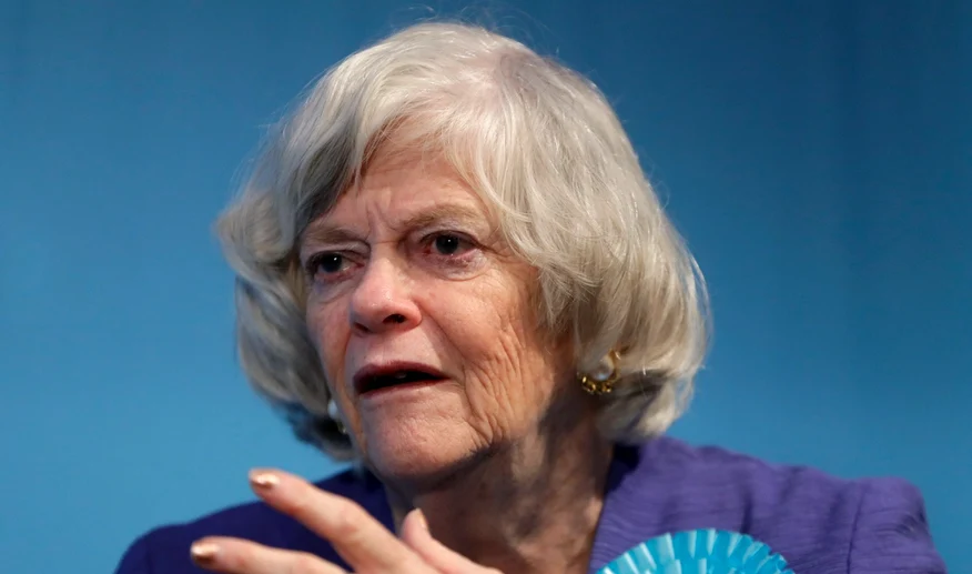 Ce conțineau ultimele mesaje ale lui Ann Widdecombe/ sursa Profimedia