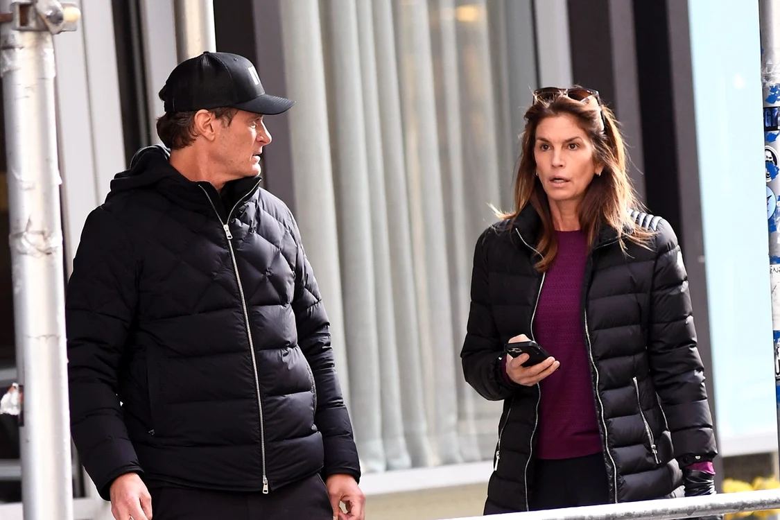 
    Cindy Crawford a fost şocată după ce soţul i-a spus că Pete Davidson e într-o stare proastăfoto: Profimedia  