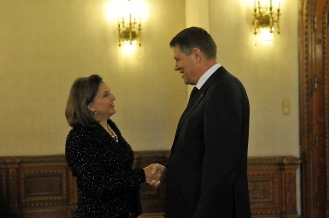 Victoria Nuland şi Klaus Iohannis FOTO facebook.com/bucharest.usembassy