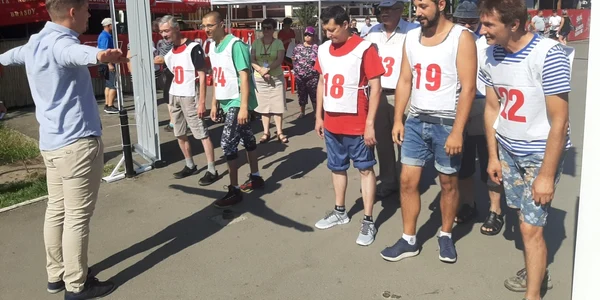 Marşul factorilor poştali la Braşov FOTO Ioan Buciumar