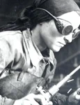 Femeia comunistă: Mamă eroină, muncitoare, activistă jpeg