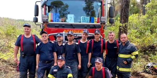 pompieri din buzau aflati in grecia foto news ro