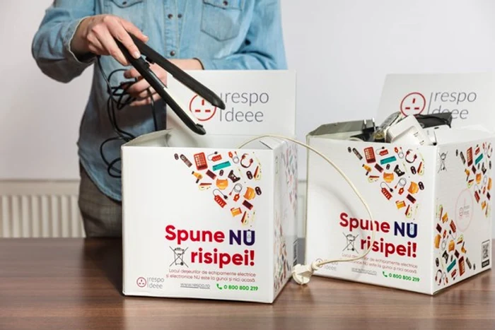 
    Mulți români încă păstrează în casă aparatura veche Foto: revistacariere.ro  