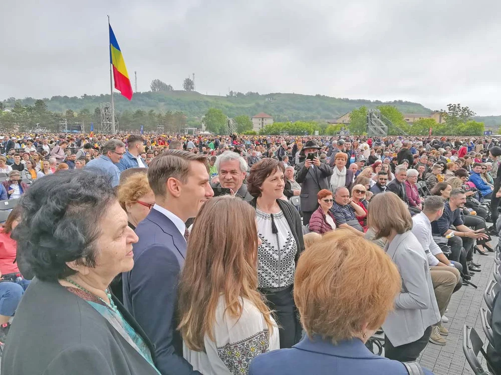 Şumuleu Ciuc. 100.000 de pelerini au fost sâmbătă în sanctuarul marian