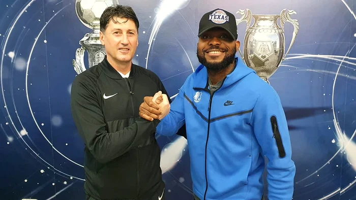 Michael Omoh a semnat cu Farul Constanța (Foto: Facebook / Farul Constanța)