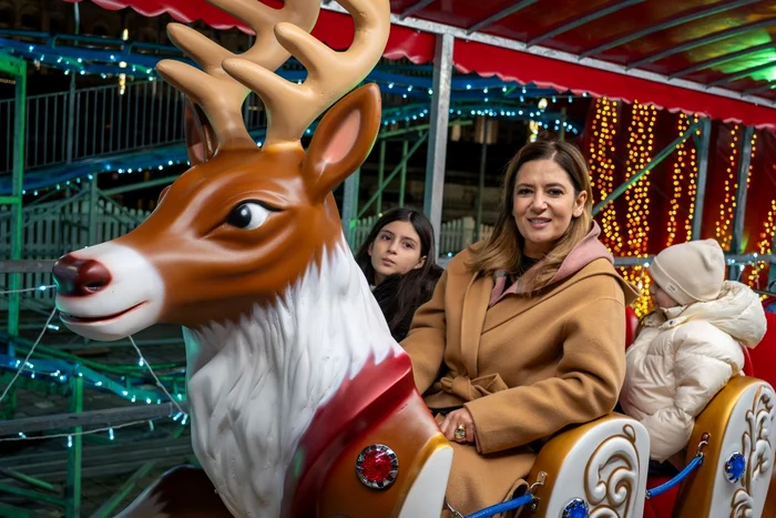 Amalia Enache cu fiica jpg