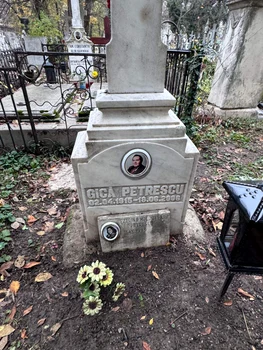 Locul de veci al lui Gică Petrescu, neglijat de autorități. Cine a avut grijă de mormântul artistului, la 19 ani de la moartea sa