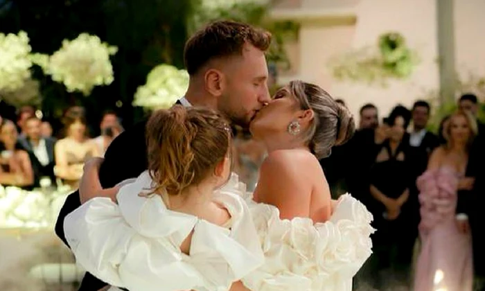 nunta Denis Dragus si Vanessa Dragus cu flori de la Floraria Iris a lui Nicu Bocancea   Facenbook (6) jpg