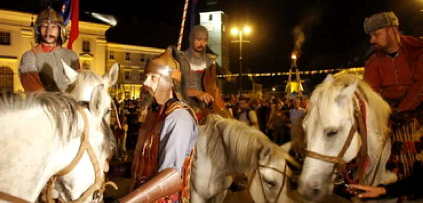 Sibiu: A început Festivalul Medieval (GALERIE FOTO)