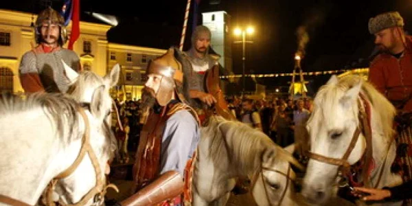 Sibiu: A început Festivalul Medieval (GALERIE FOTO)