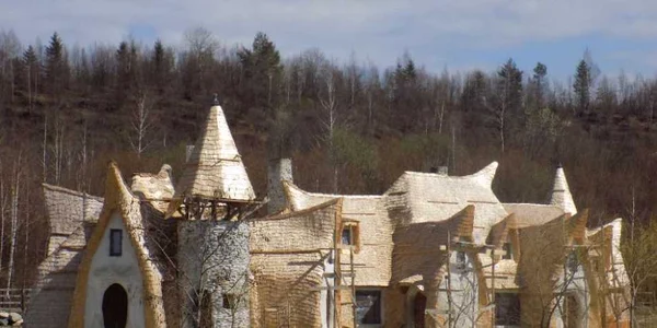 castelul de lut