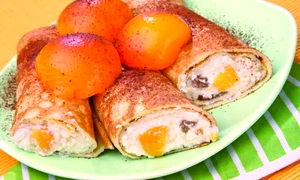 clatite branza fructeFotolia 11430487 Subscription L jpeg