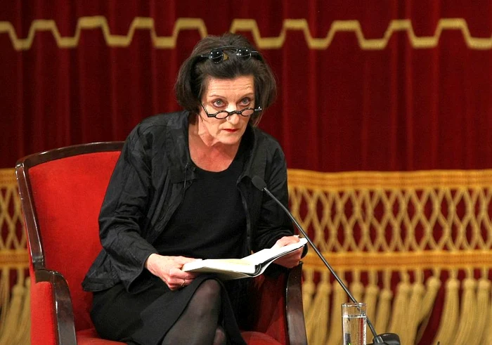 Herta Müller este o scriitoare consacrată şi realizată din punct de vedere financiar