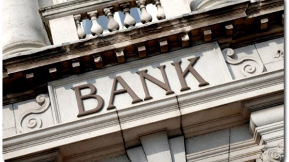 Cea mai veche dovadă a unei activităţi bancare datează din anii 350 325 î Hr jpeg