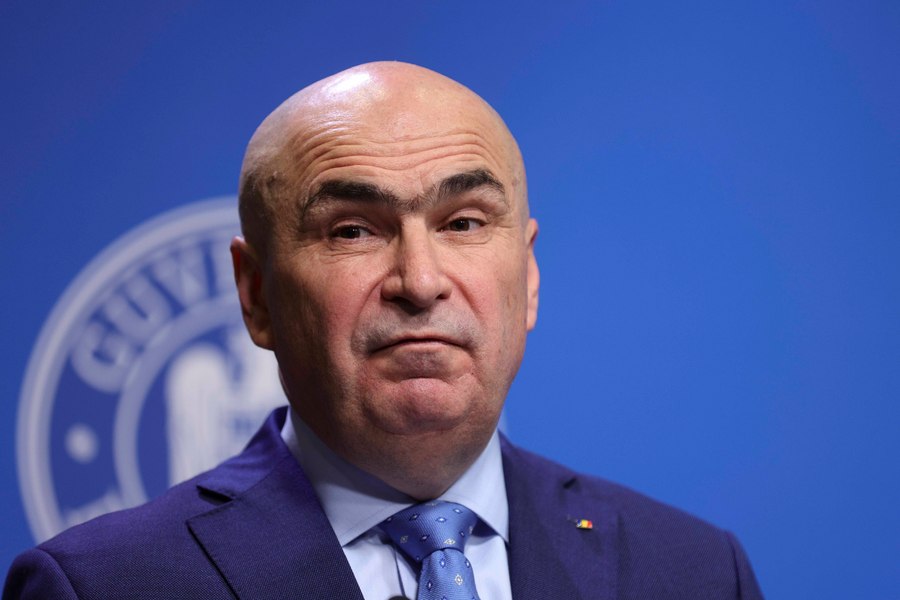 Bolojan predlagal prepoved kumulacije pokojnine in plače v javnem sektorju