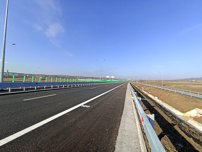 Drumul va face legătura între uzina Dacia și autostrada București-Pitești FOTO arhiva Adevărul